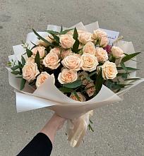 Букет Кремовые розы Латте в Хвалынске